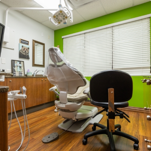 Dental treatment room