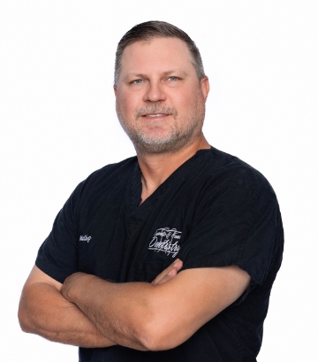 Weatherford Texas dentist Doctor Garrett Mulkey