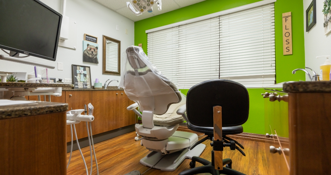 Dental treatment room